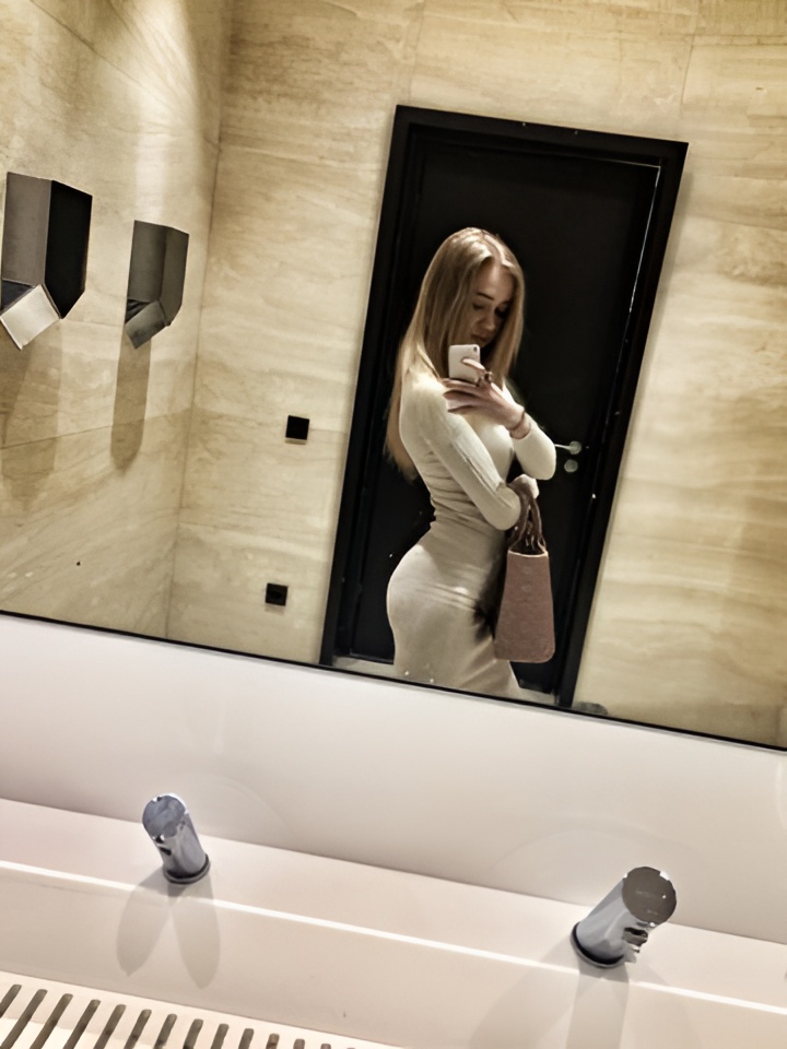 Индивидуалка Викуся, доступна для личного знакомства от 4000 руб