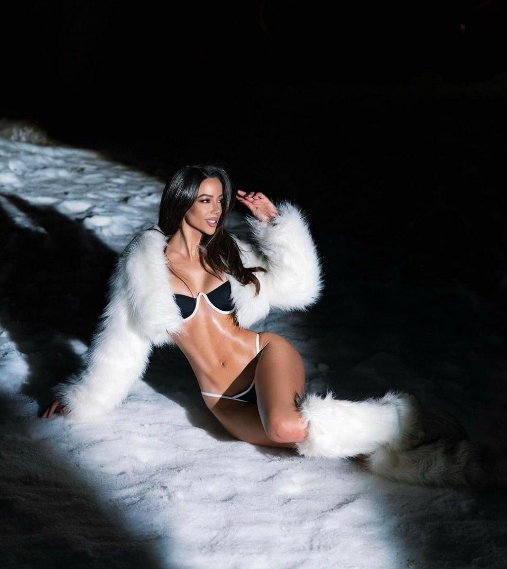 Марианна привлекальеная девушка из Лермонтова цена от 7000 руб