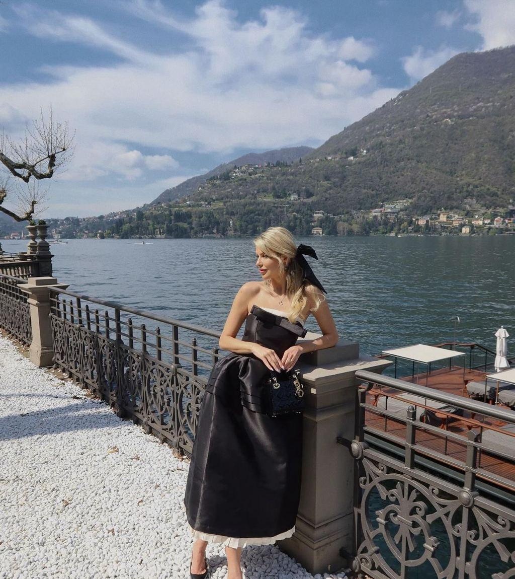 Настя привлекальеная девушка из Лермонтова цена от 6000 руб