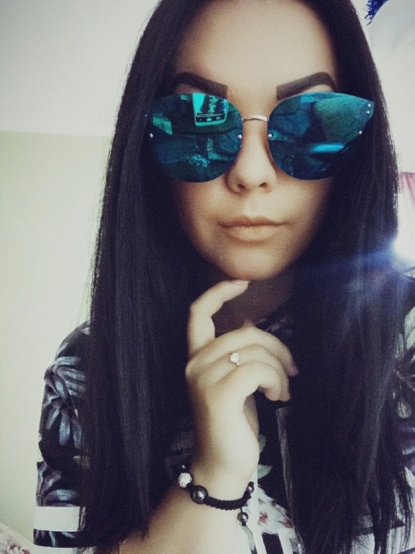 Зарина привлекательная девушка из Лермонтова цена от 3500 руб