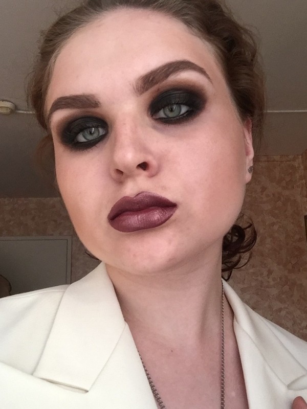 Елена привлекательная девушка из Лермонтова цена от 3000 руб