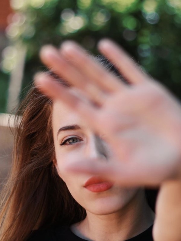 🎥 Люда привлекательная девушка из Лермонтова цена от 6000 руб